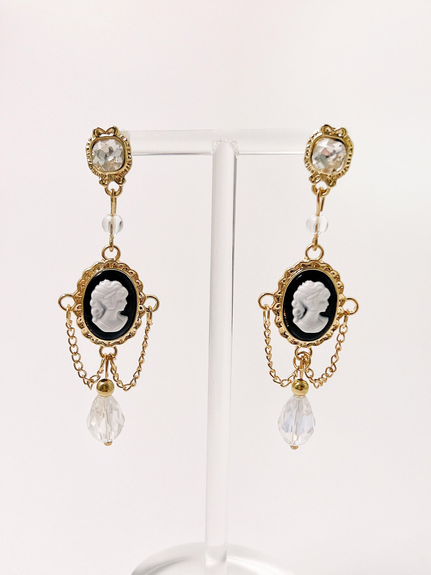 Vintage Portrait Drop Earrings - KooGarden