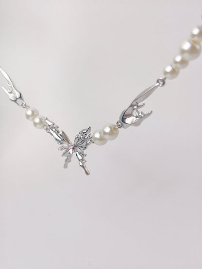 Metal Butterfly White Pearl Necklace - KooGarden