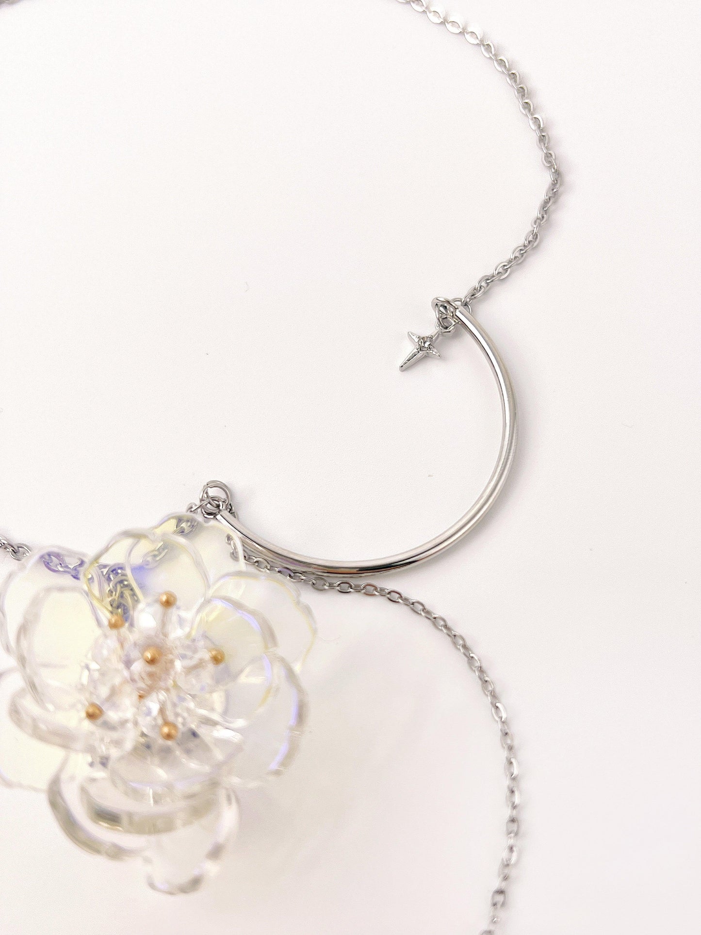 Transparent Flower Star Necklace - KooGarden