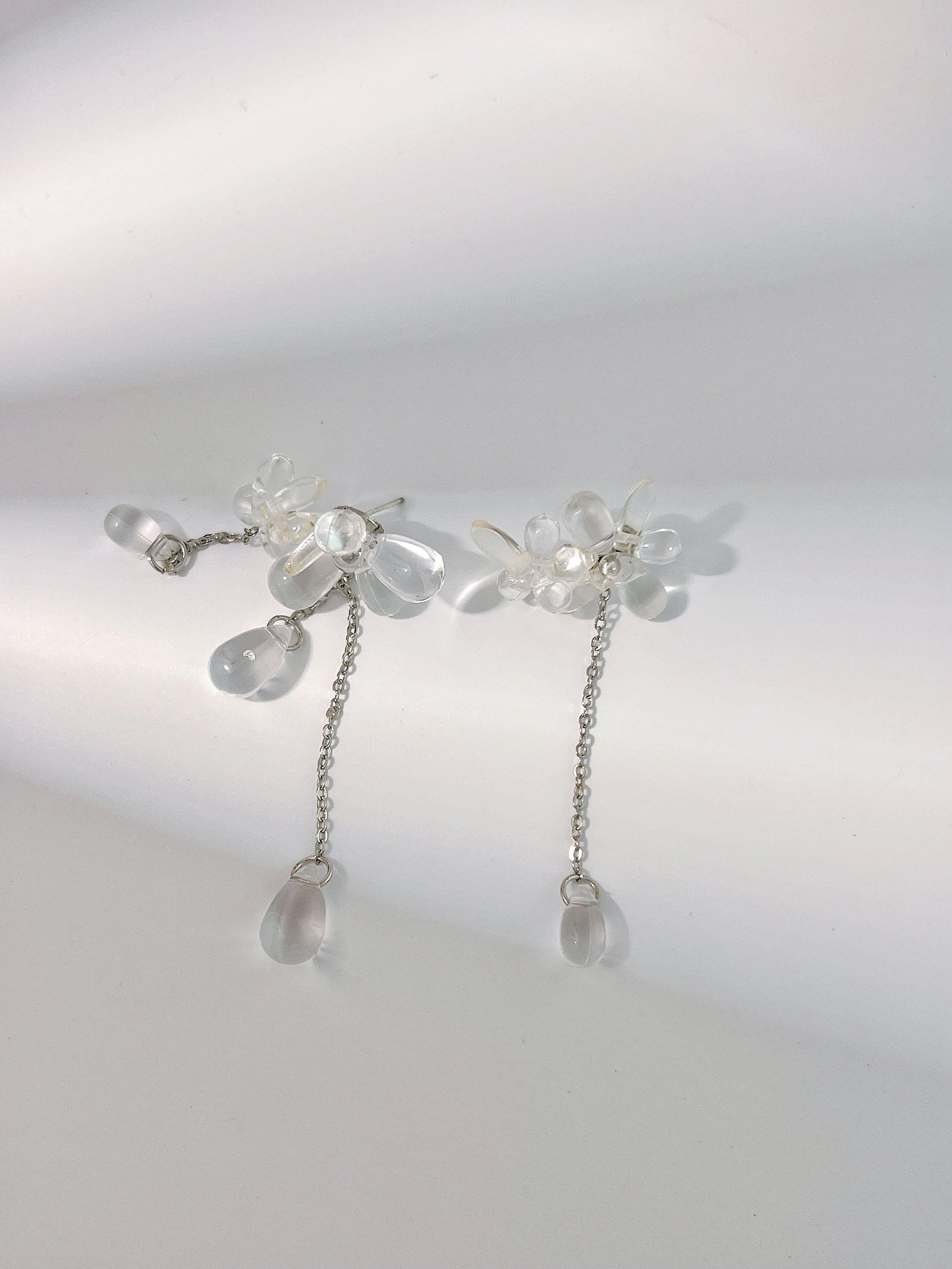  Transparent Irregular Water Drop Flower Earrings