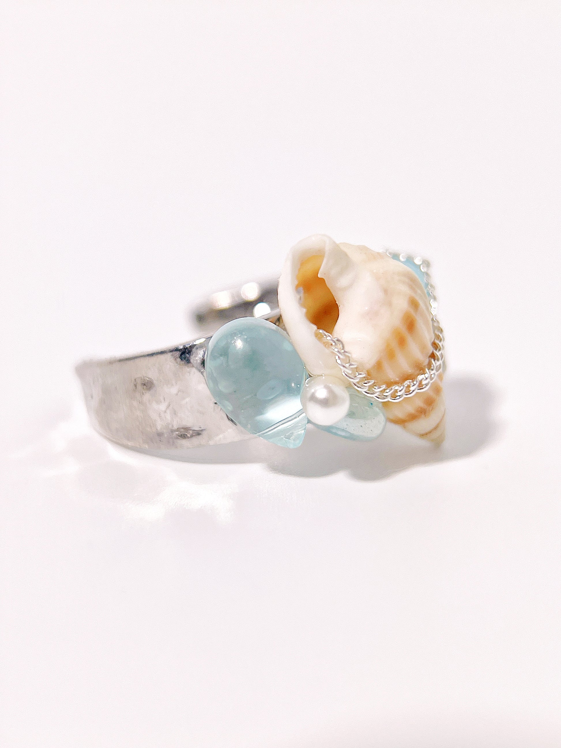 Vintage Beach Natural Aquamarine Shell Ring